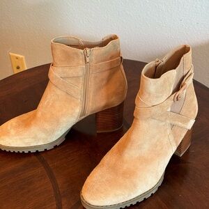 BLONDO TAMZIN WATERPROOF CAMEL BOOTIE